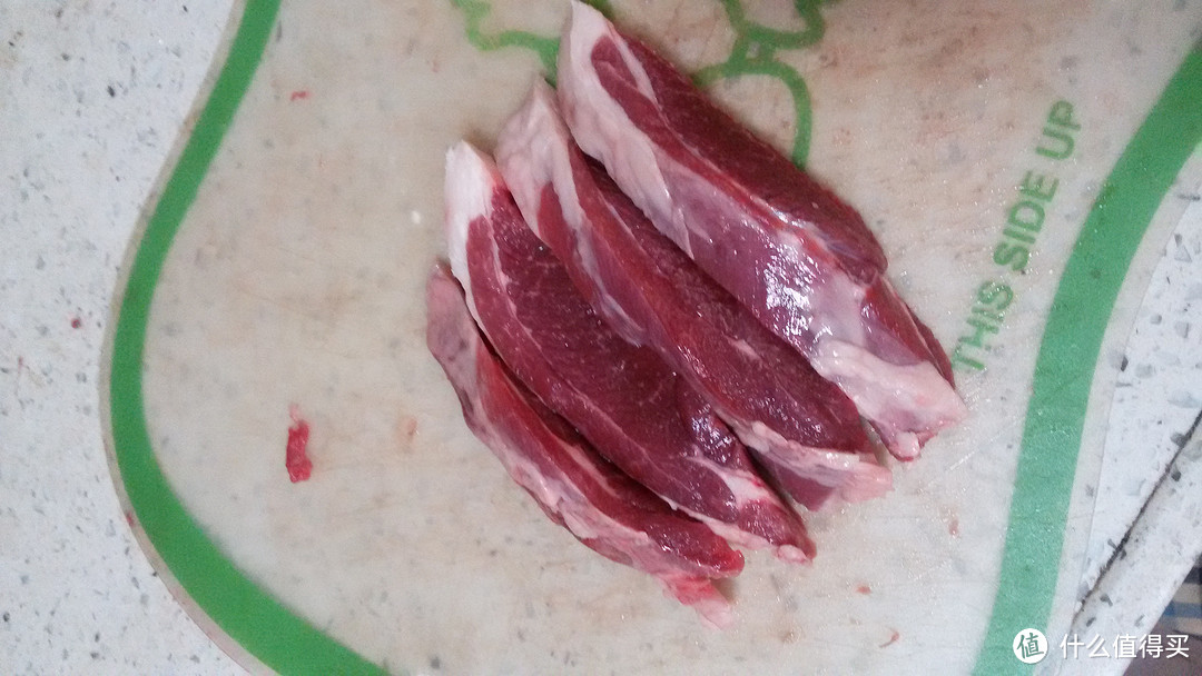 第一次在网上买肉：整只带骨羔羊羊腿 2.7Kg（新西兰）