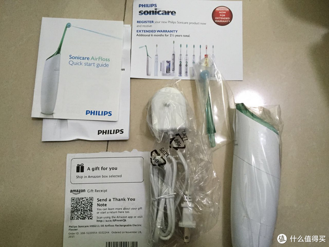 PHILIPS 飞利浦 HX8211/30 AirFloss 喷气式洁牙器（便携水牙线）￥284直邮开箱贴