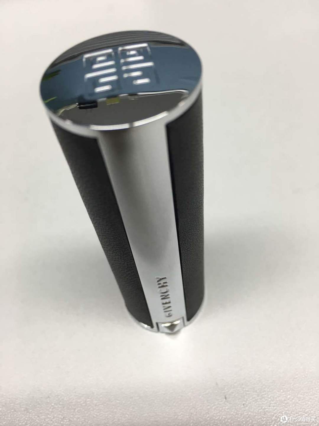 #有货自远方来# 漂洋过海的法式红唇-GIVENCHY 纪梵希 小羊皮306/304 口红
