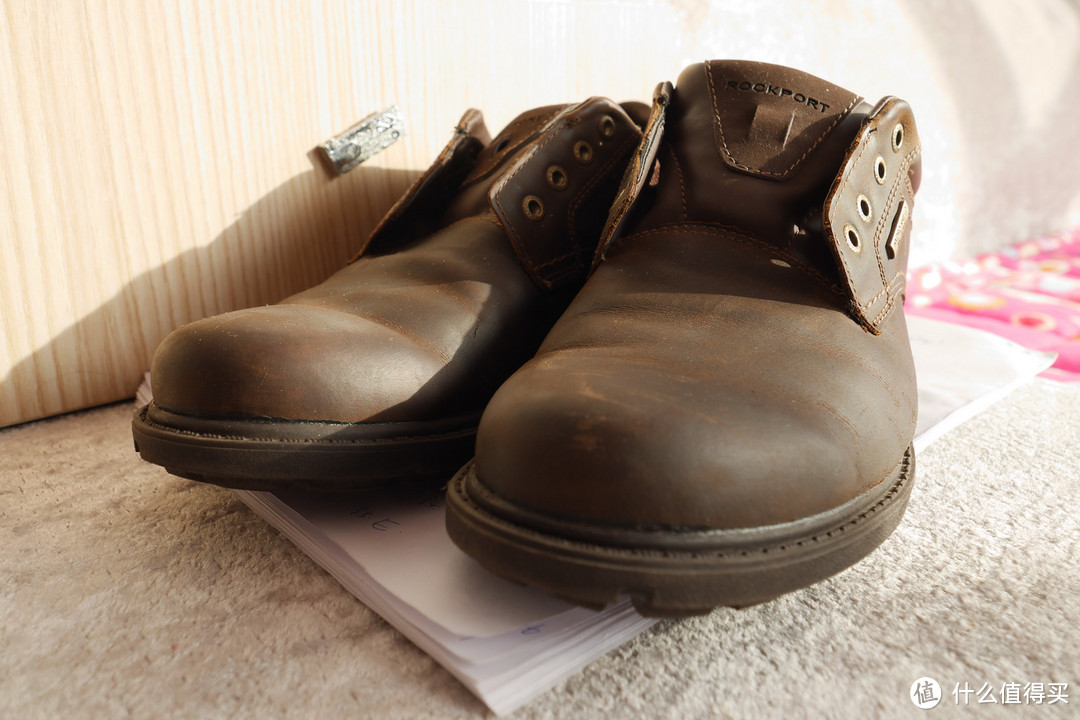 可能是穿起来最舒服的皮鞋品牌之一,Rockport 乐步 两双鞋入手一年的体验