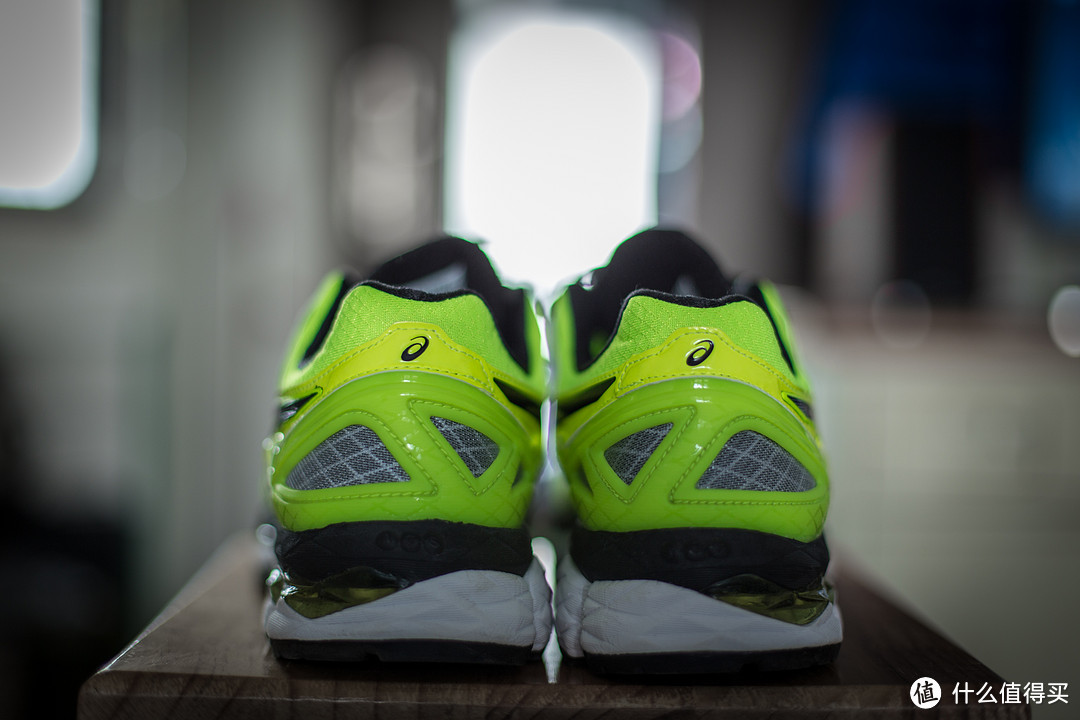 Asics 亚瑟士 GEL-KAYANO 22 男款 *级支撑跑鞋 初试