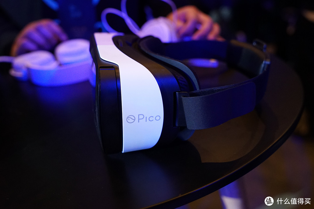 入门级VR“手机盒子”：Pico 发布 手机虚拟现实头盔 399元