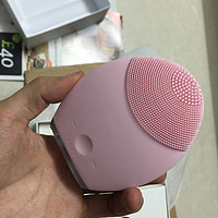 FOREO LUNA  净透缓龄洁面仪外观展示(说明书|颜色)