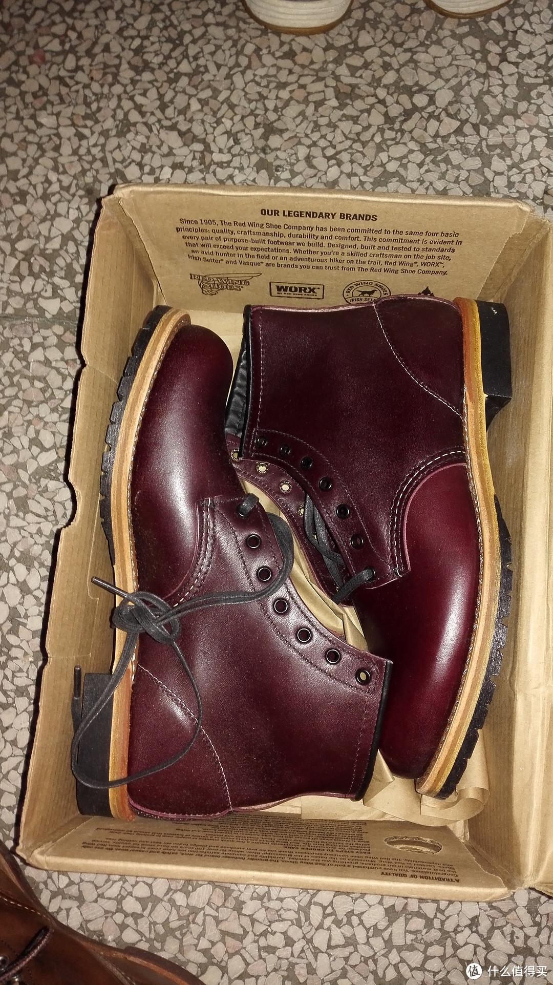 RED WING 9011 只为那心中的一抹酒红