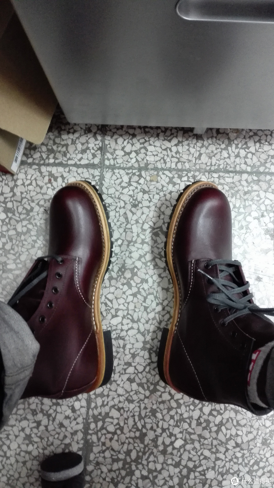 RED WING 9011 只为那心中的一抹酒红