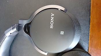 200以内听个响 篇四：番外篇—Sony MDR-1ABT开箱+使用感想：音质达标 科技加持 超级方便 