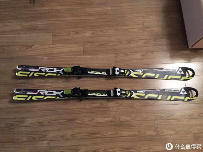 这才是我的第一次:fischer 费舍尔 rc4 滑雪板(附真人兽)