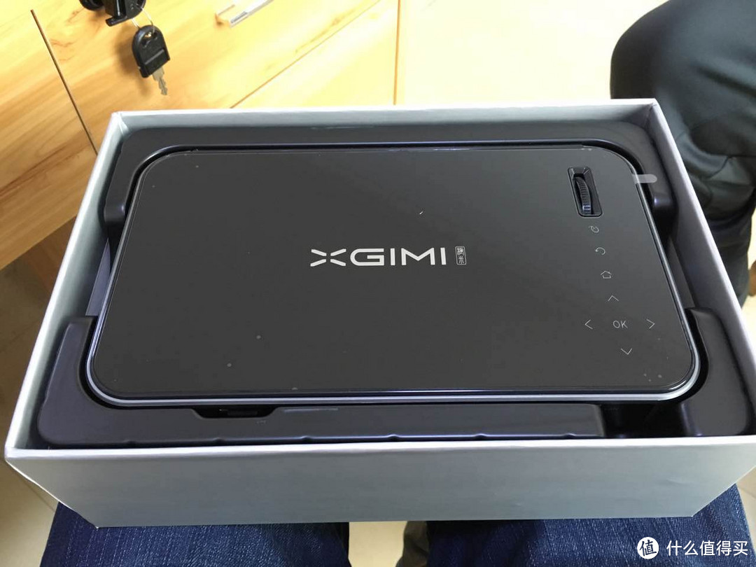 XGIMI 极米 Z3S 无屏电视 开箱体验