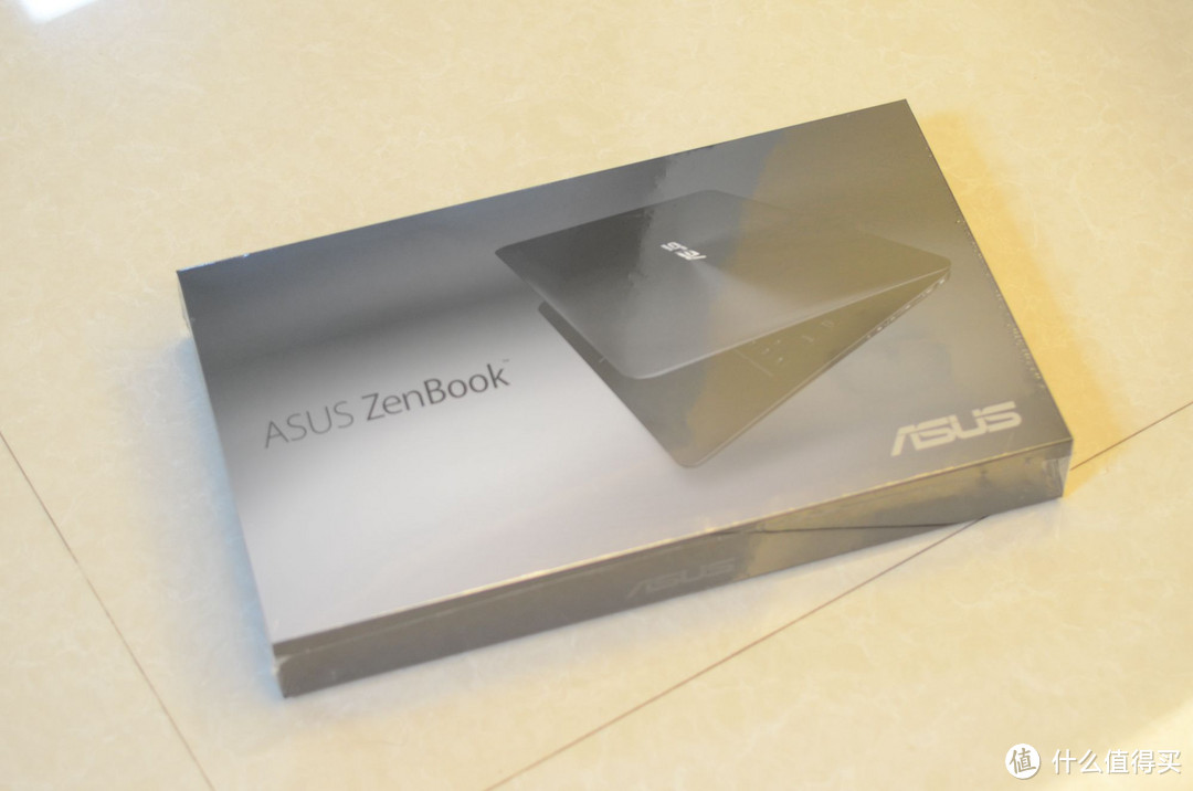 美亚直邮 ASUS 华硕 Zenbook UX305LA 13.3英寸超极本 开箱（Titanium Gold到底是什么色）