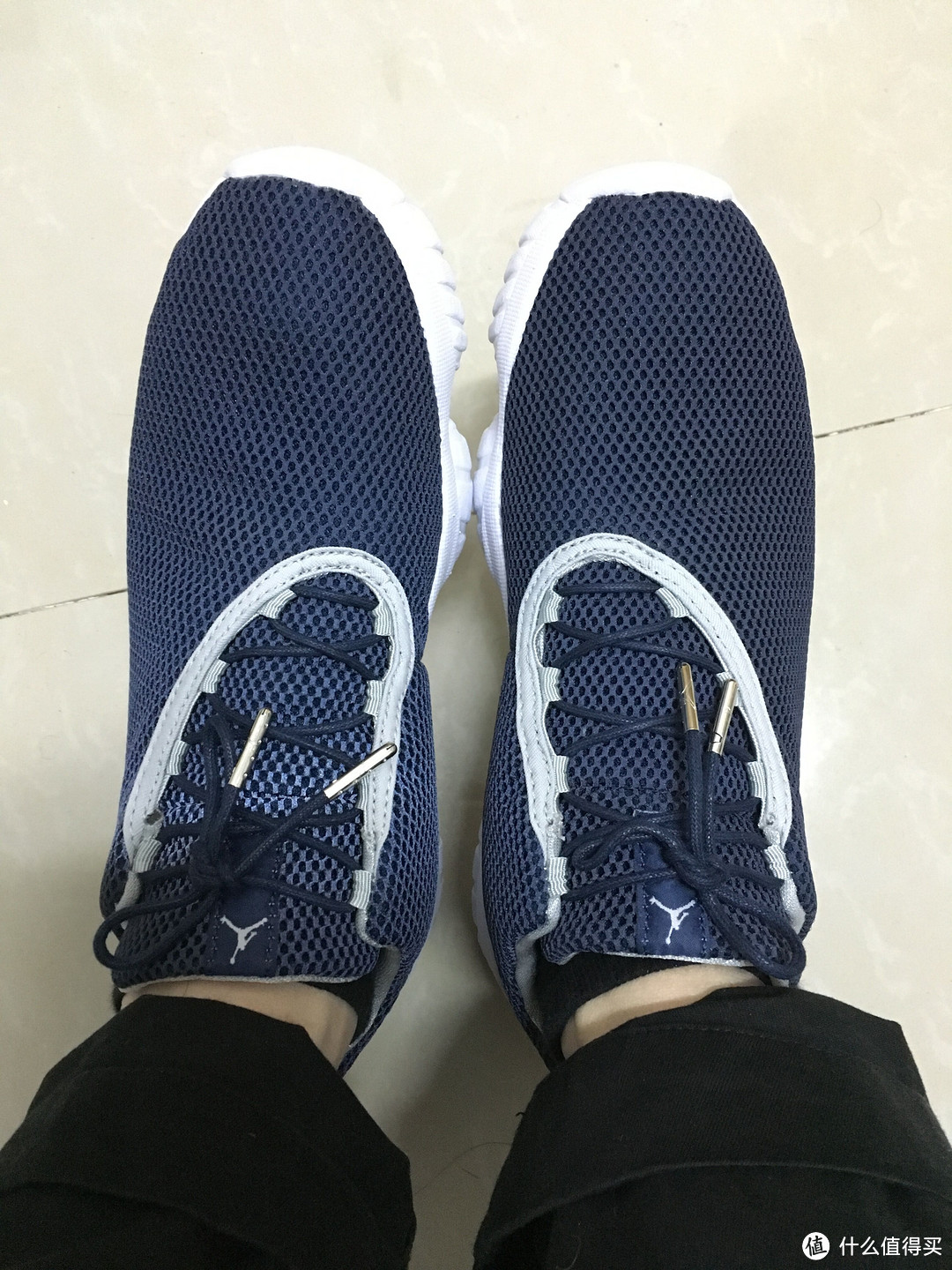 黑五海淘的JORDAN FUTURE 和UNDER ARMOUR 开箱