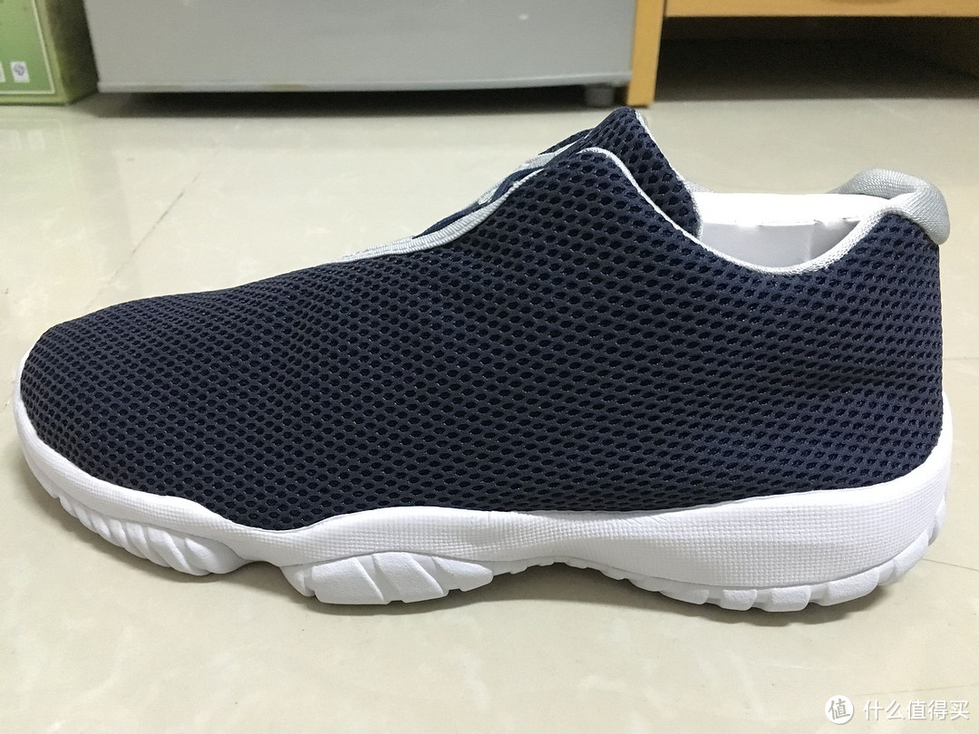 黑五海淘的JORDAN FUTURE 和UNDER ARMOUR 开箱