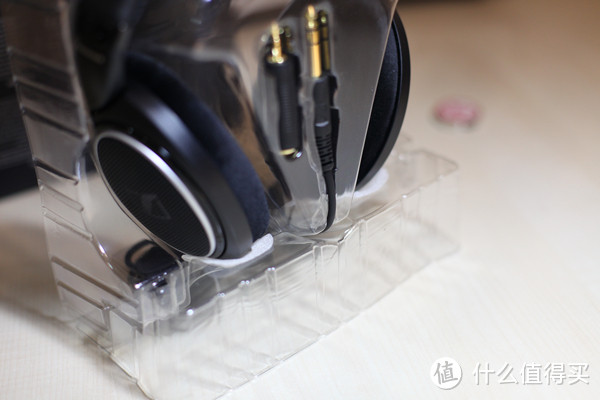 我的第二部耳机： SENNHEISER 森海塞尔 HD 598SE 头戴式耳机