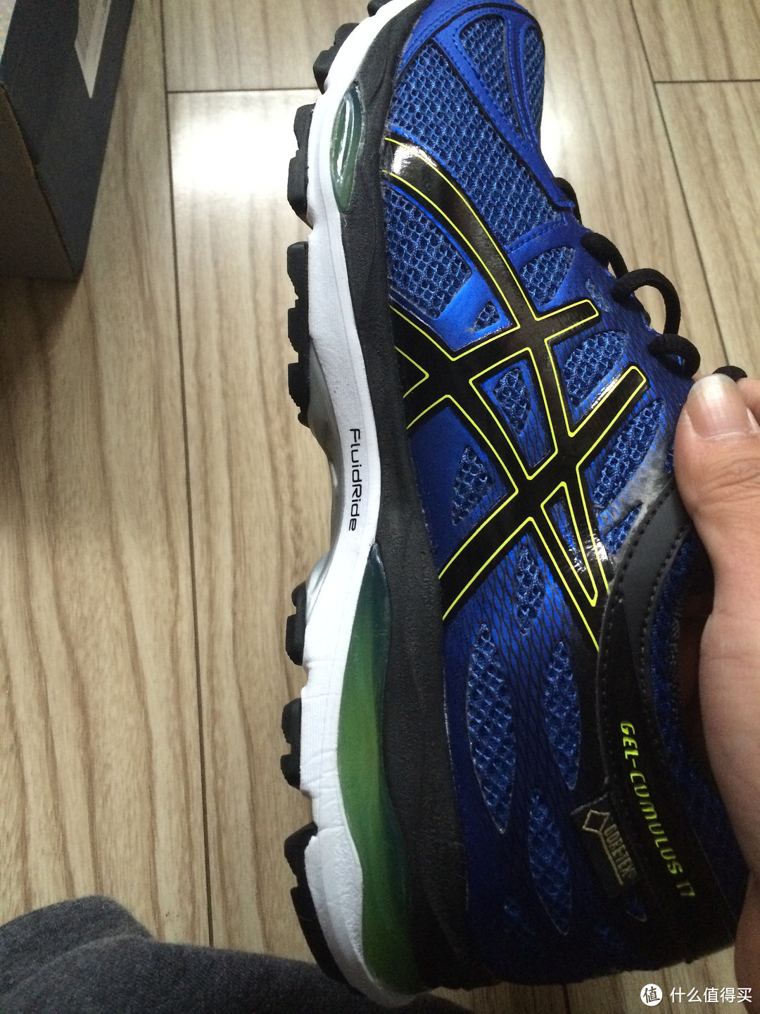 美亚黑色星期五入手ASICS 亚瑟士 GEL Cumulus 17 GTX男款