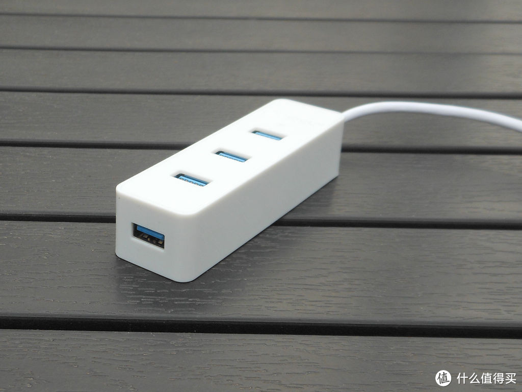 给笔记本加个翅膀---Orico 4-port USB 3.0  Hub 扩展分线器