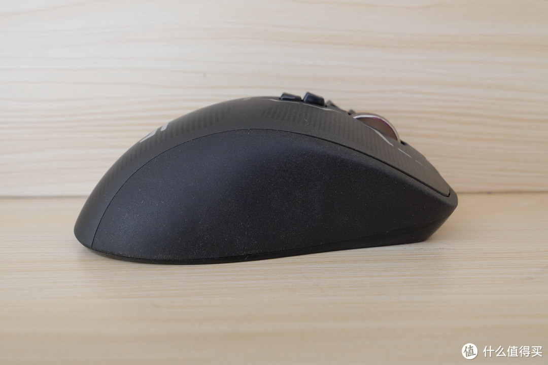 #有货自远方来#傲娇君的黑五，剁了正好一只手：Logitech 罗技 G700s 可充电无线游戏鼠标