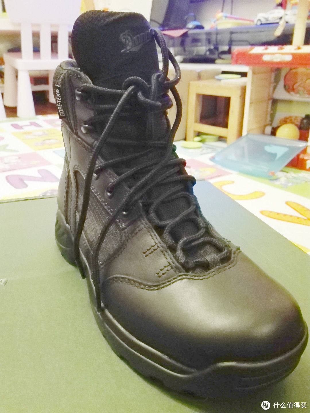 传说中的狗太死 — Danner Men's Kinetic 6" Side Zip GTX Work Boot 黑五入手晒单