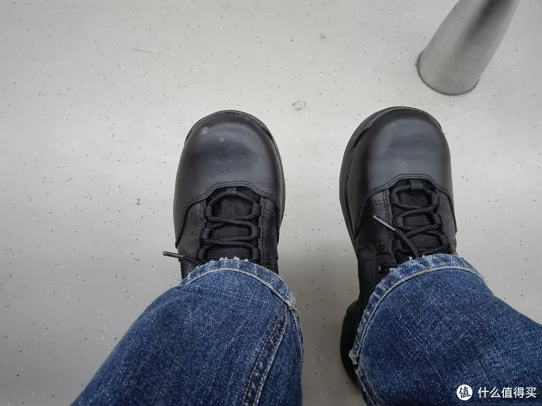 传说中的狗太死 — Danner Men's Kinetic 6" Side Zip GTX Work Boot 黑五入手晒单