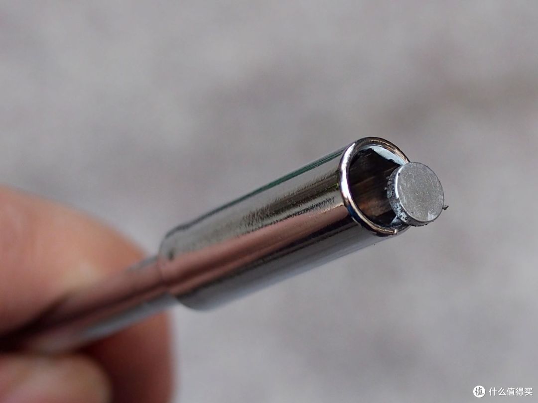 小鲜肉投入战斗!日立 DV13VSS(Kit) 冲击钻套装在搭建家庭车库中的使用