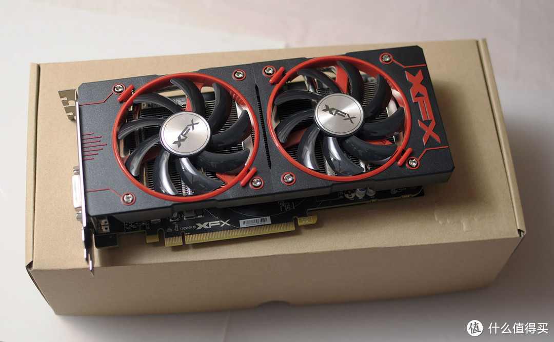 影视民工也有春天——性价比利器讯景（XFX）R9 370X 4G 黑狼进化