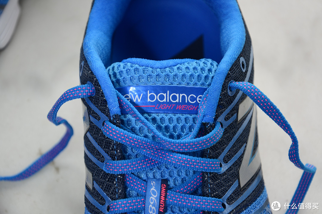 #有货自远方来# 踩屎感的New Balance 890v5 男款轻量化跑鞋