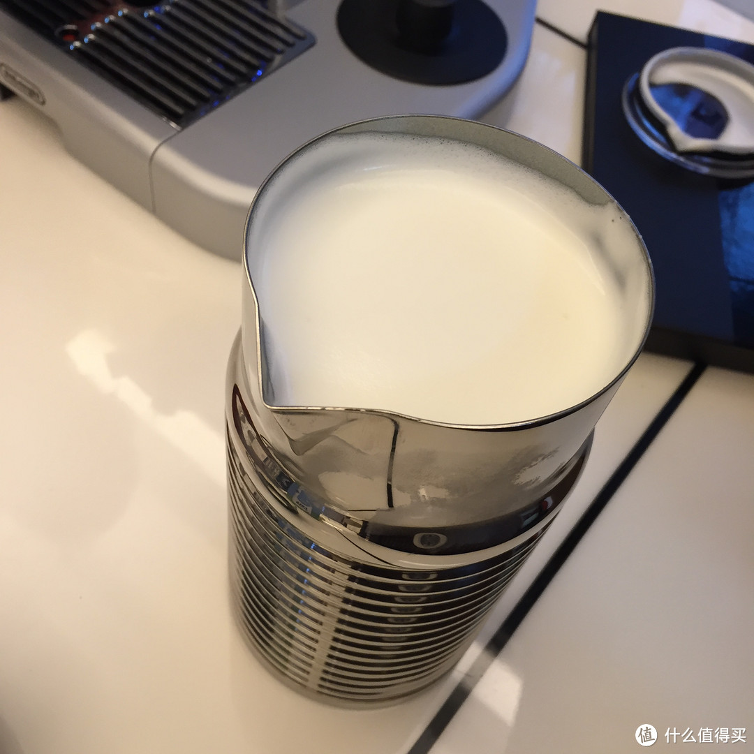 你值得拥有 — NESPRESSO EN470 胶囊咖啡机