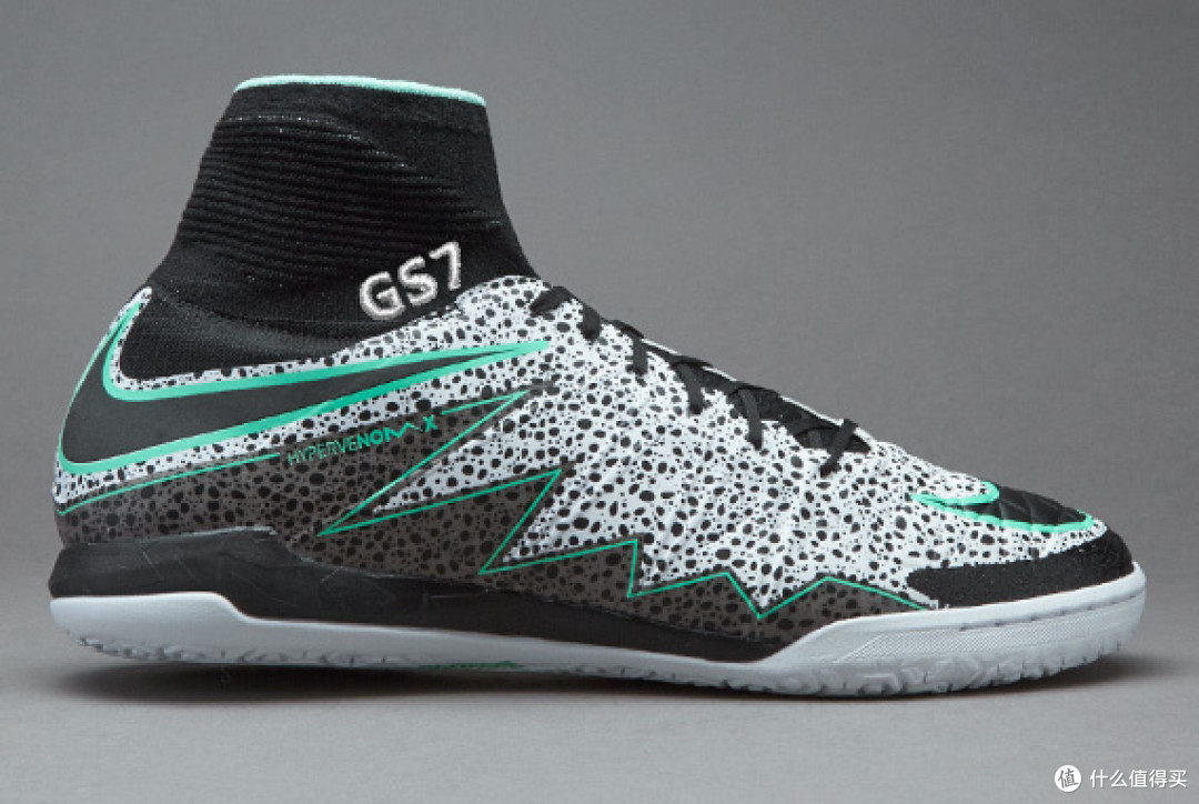 雪豹来袭:NIKE 耐克 推出最新配色 Nike HypervenomX Proximo