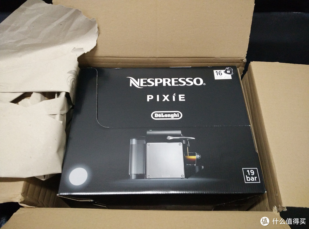 DeLong 德龙Nespresso Pixie EN 125.S 胶囊咖啡机入手开箱