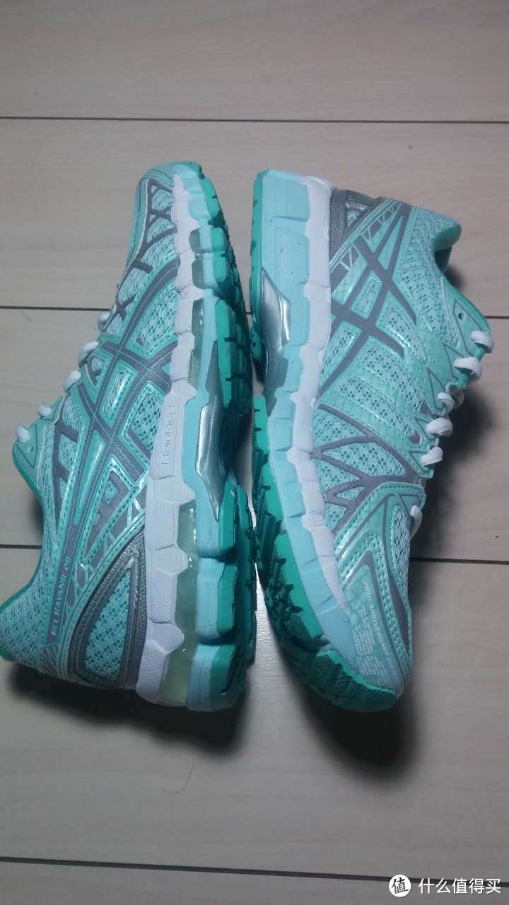 高颜值A记女鞋晒单：Asics 亚瑟士 KAYANO-22 Lite-show 女款*级支撑跑鞋