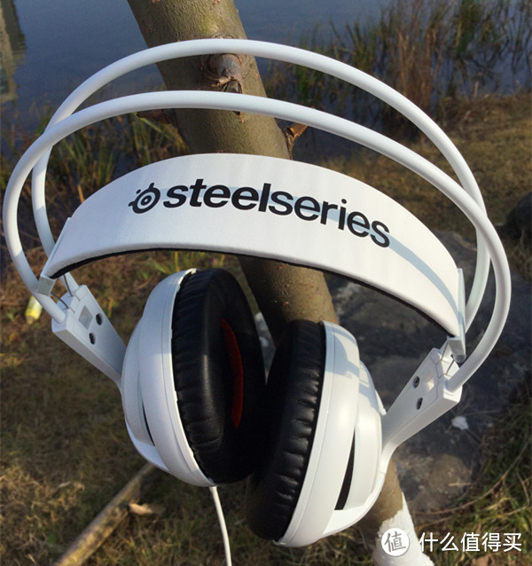 多彩缤纷的声音——SteelSeries赛睿西伯利亚200耳机使用评测