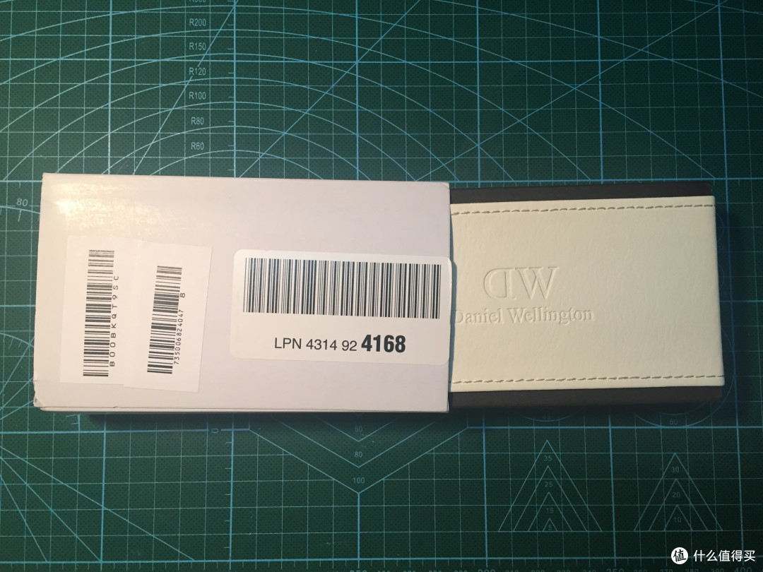 #有货自远方来#亚马逊海外购之 Daniel Wellington 丹尼尔惠灵顿 开箱