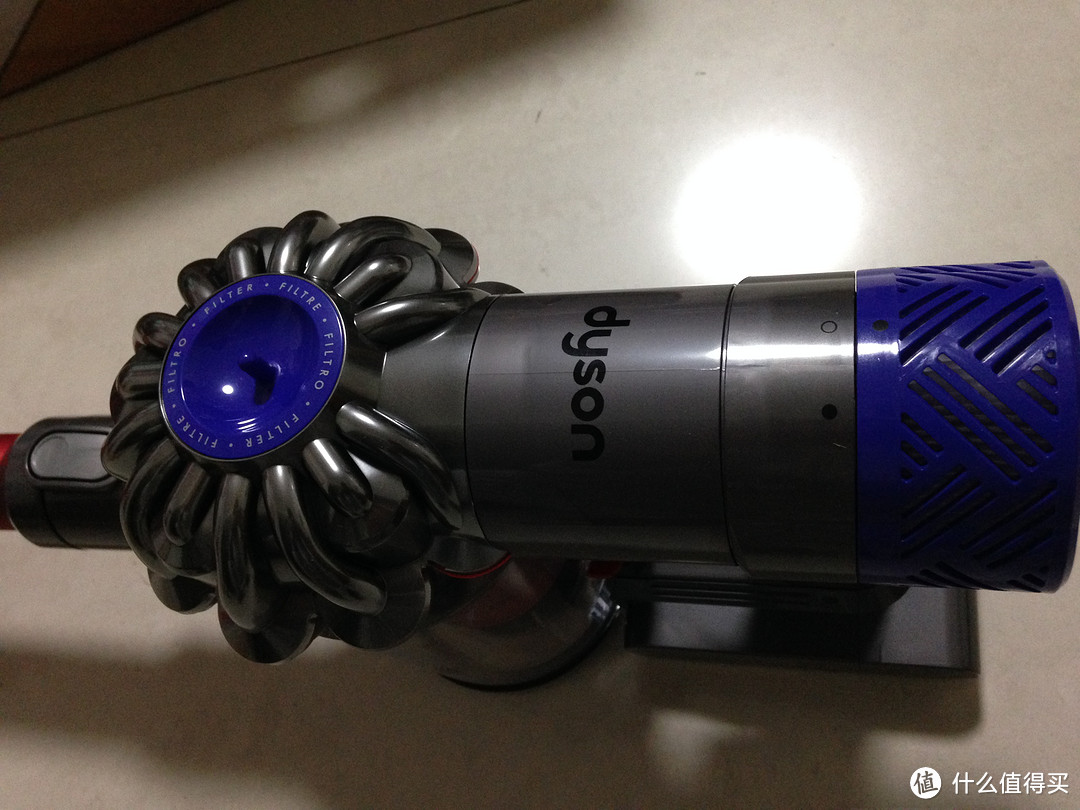 #有货自远方来# 2015年黑五收货之三 ：dyson 戴森 V6 Total Clean 顶配版 无绳真空吸尘器 五吸头