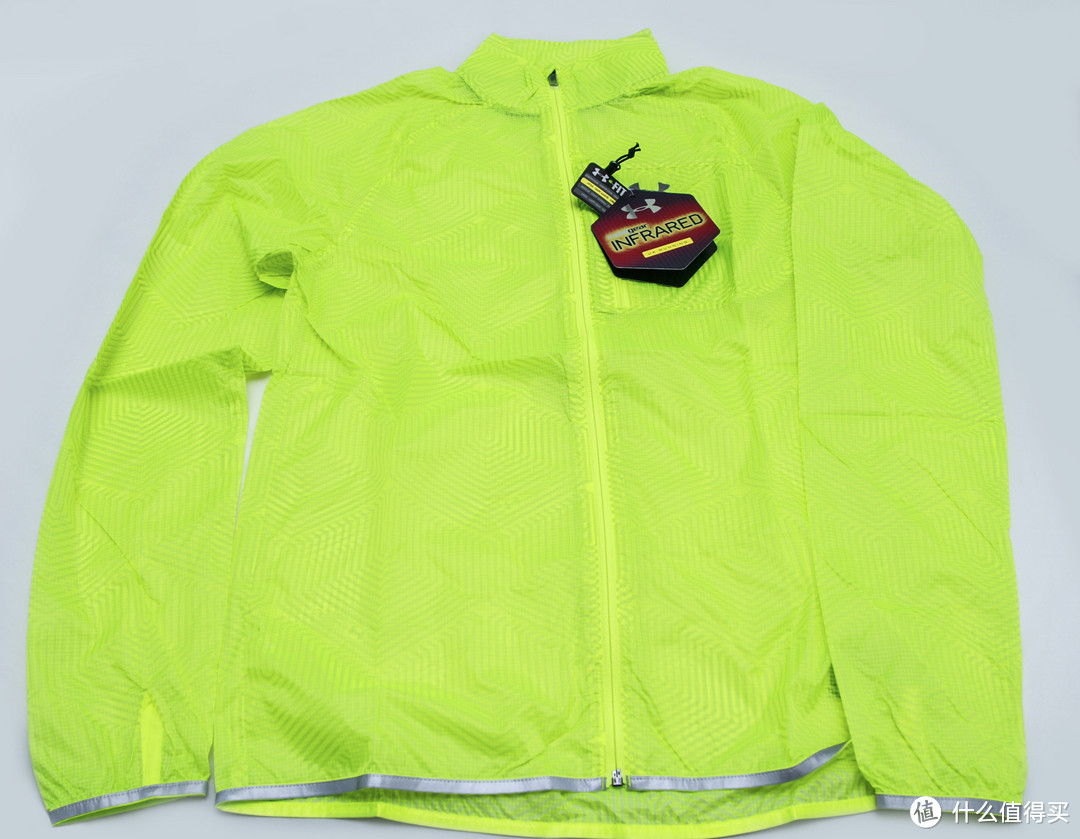 冬季跑步保暖装备升级失败案例：UA安德玛热反射夹克+UA针织保暖帽