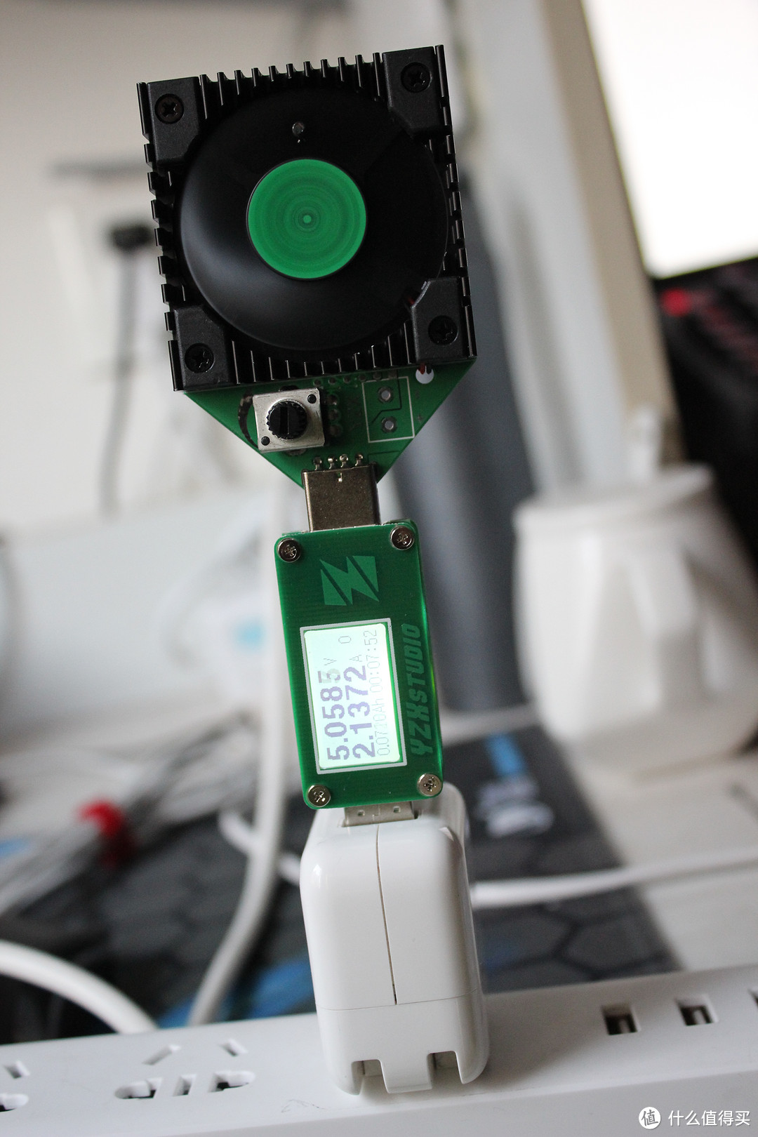 新奇玩意到货—— YZXstudio绿表 USB电流电压库仑计容量表