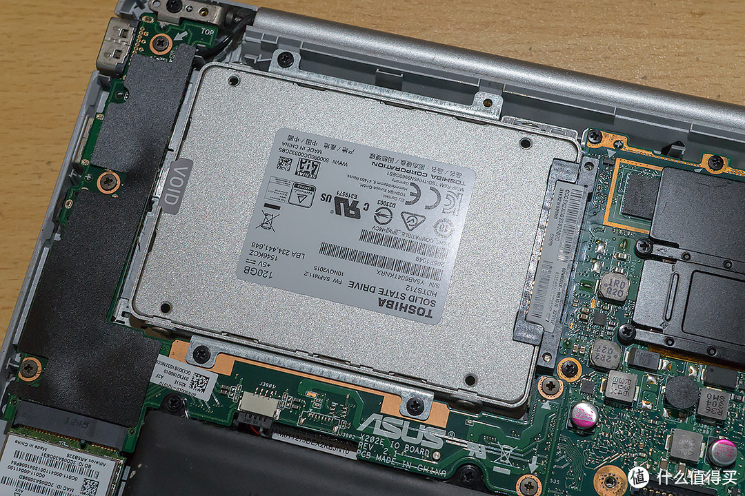 缝缝补补又三年：华硕 X201e 升级：TOSHIBA 东芝 Q300 120G SSD 固态硬盘