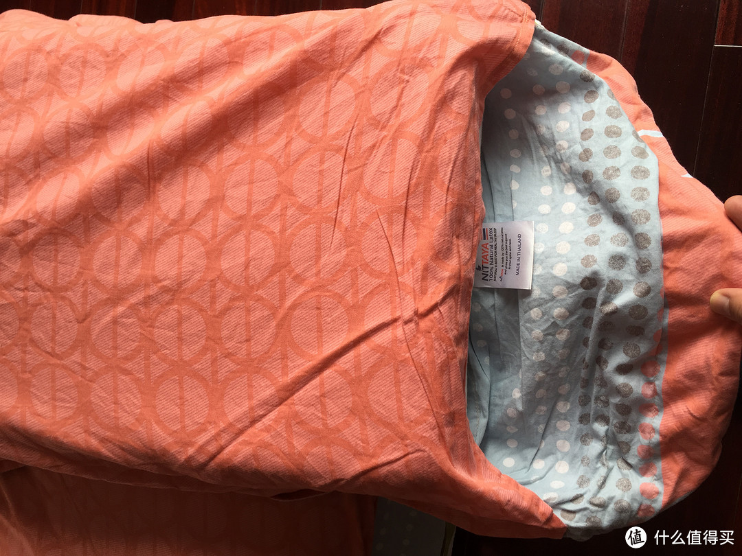 人生的第一个乳胶枕头：nittaya 天然乳胶颈椎按摩枕