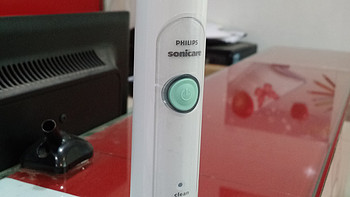 低价PHILIPS 飞利浦 Sonicare HX6730 声波电动牙刷 火速开箱（附5折购买刷头简单流程）