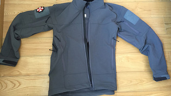 ARC'TERYX 始祖鸟Leaf Drac Jacket 男款软壳 开箱+对比体验