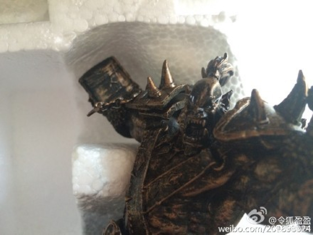 For the horde — 魔兽世界国服十年实物纪念品 霜狼骑士 开箱