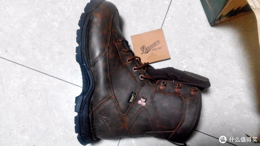 澎湃着雄性激素的 DANNER Pronghorn 8" Brown GORE-TEX  All-Leather 400G 附尺码说明