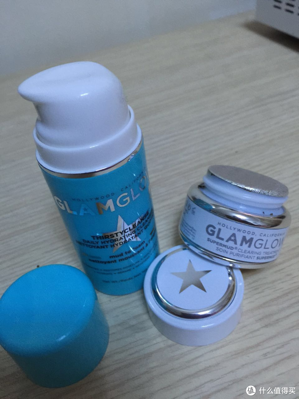 feelunique购入：GLAMGLOW 格莱魅 发光面膜 &KORRES 珂诺诗 沐浴露 & 身体磨砂