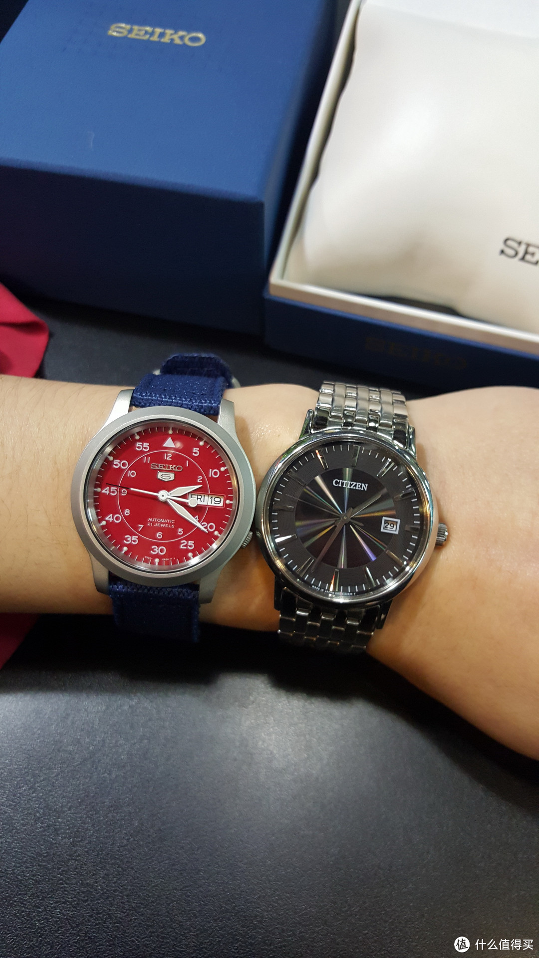 30美金的一抹红：SEIKO 精工 SNKM95 男款机械表 到货开箱