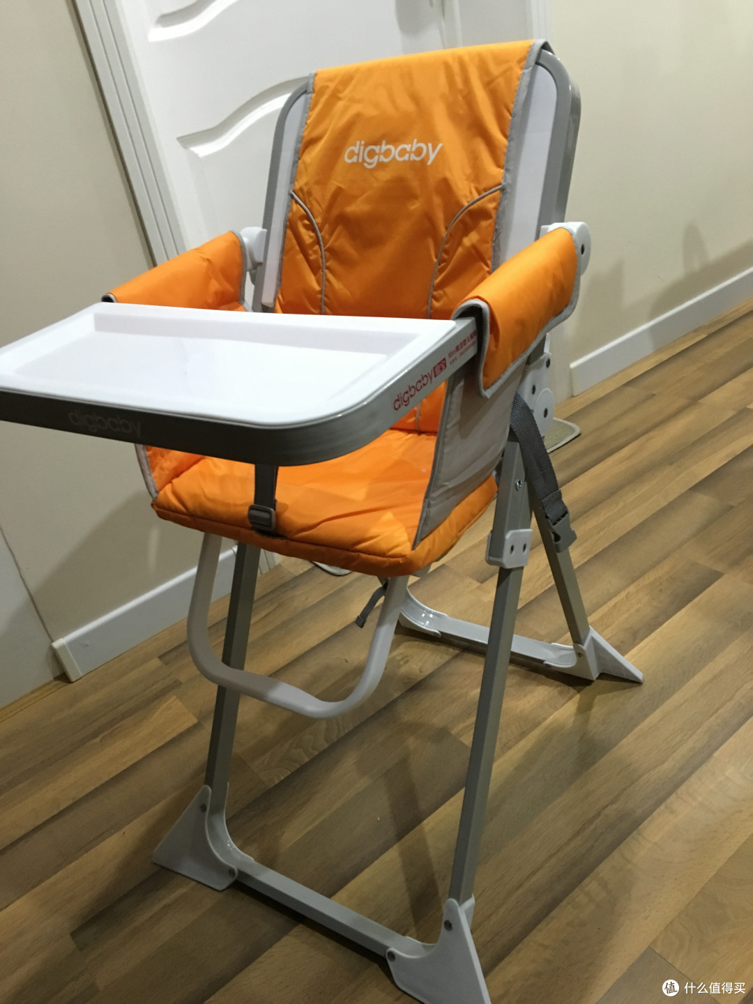 在养娃的路上没有停歇的片刻:digbaby 鼎宝 儿童餐椅