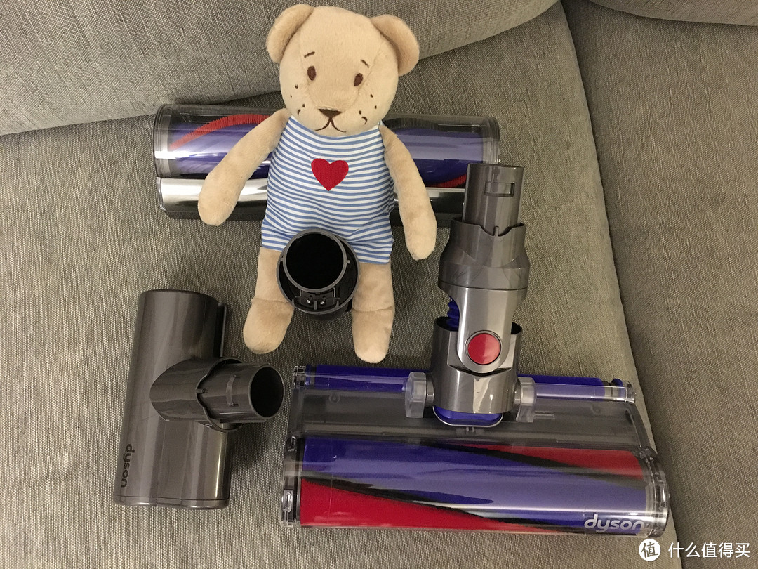 为了蓝色而清净的世界：意亚剁手Dyson 戴森 V6 Total Clean 顶配版