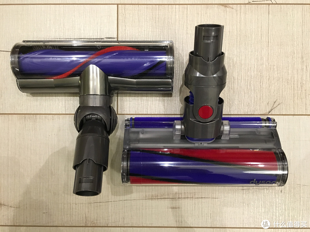 为了蓝色而清净的世界：意亚剁手Dyson 戴森 V6 Total Clean 顶配版