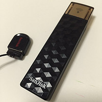 闪迪 Connect Wireless Stick 欢欣畅享 无线U盘外观展示(开关|指示灯|U盘盖)