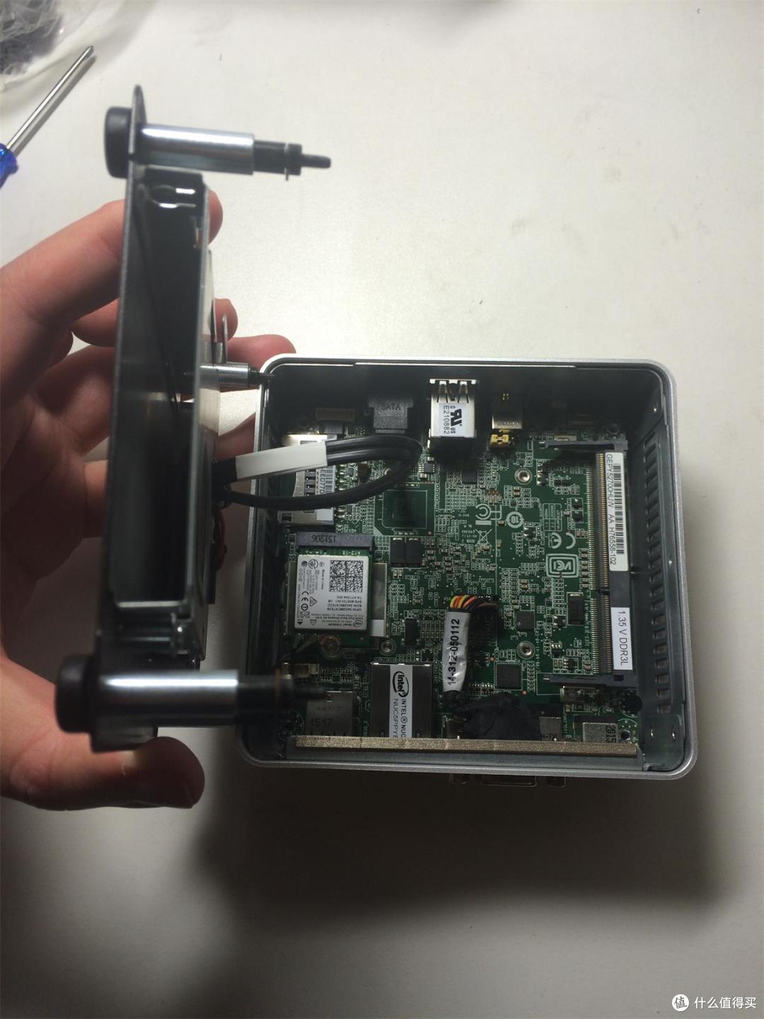 #有货自远方来# 黑五买的新“玩具” — Intel 英特尔 NUC5PPYH 微型电脑