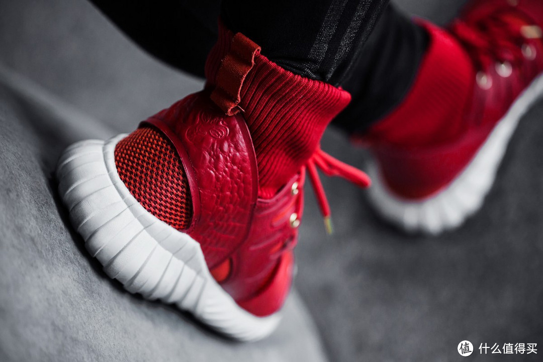 融入猴年元素：adidas Originals 阿迪达斯 推出  Tubular 新年纪念系列