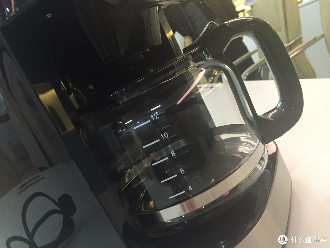 又再买了一台摩飞的产品— morphy richards 摩飞 MR1025 全自动磨豆美式咖啡机