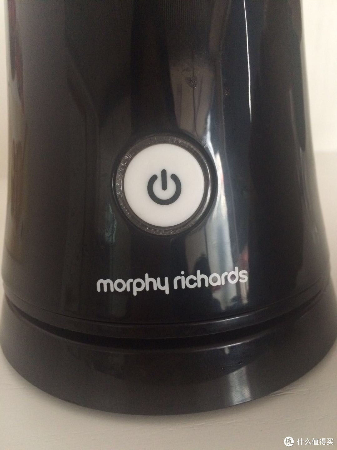 又再买了一台摩飞的产品— morphy richards 摩飞 MR1025 全自动磨豆美式咖啡机