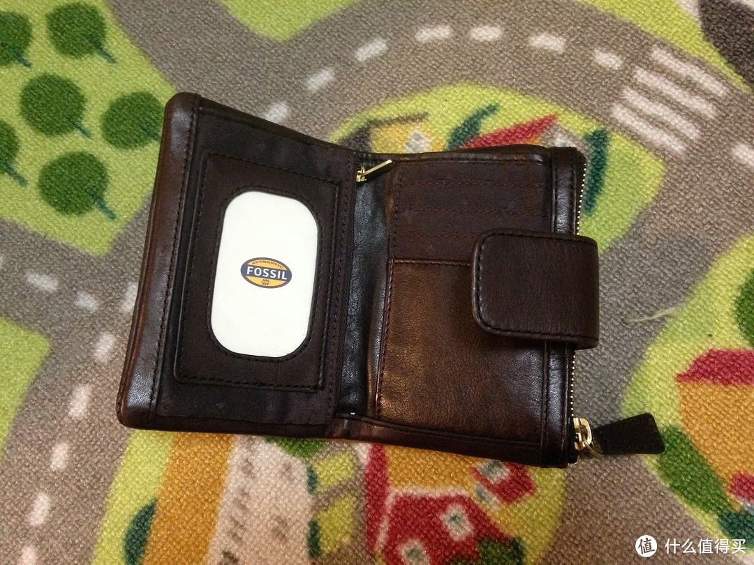 #有货自远方来# 白菜价的羊皮钱包Fossil Emory Multifunction Wallet